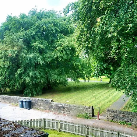 K - Harrogate Terrace Apartment